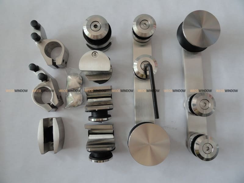 Phụ kiện kính cường lực dành cho cửa lùa. 
