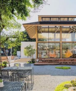 CỬA KÍNH QUÁN CAFE 12 Mẫu cửa kính chia ô lạ mắt.