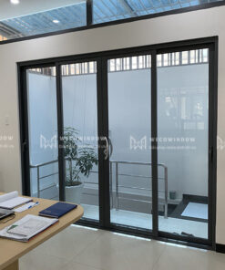 CỬA LÙA NHÔM XINGFA HỆ 93 8 Cửa lùa nhôm Xingfa hệ 93 có độ bền cao.