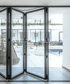 Cửa nhôm kính xếp gấp Topal hiện đại.