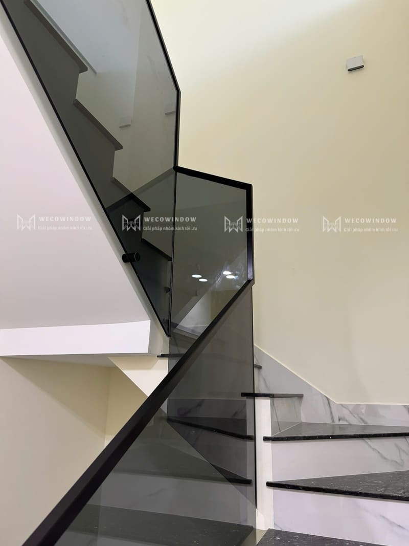 CỬA NHÔM MAXPRO - CẦU THANG - PHÒNG TẮM KÍNH - ANH PHONG, QUẬN 9 52 Công trình nhôm kính Wecowindow