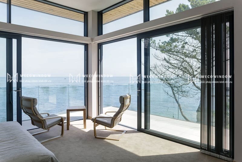 Cửa nhôm Kogen đẹp, thích hợp lắp cho khách sạn để khách hàng có thể trải nghiệm không gian hiệu quả nhất. 